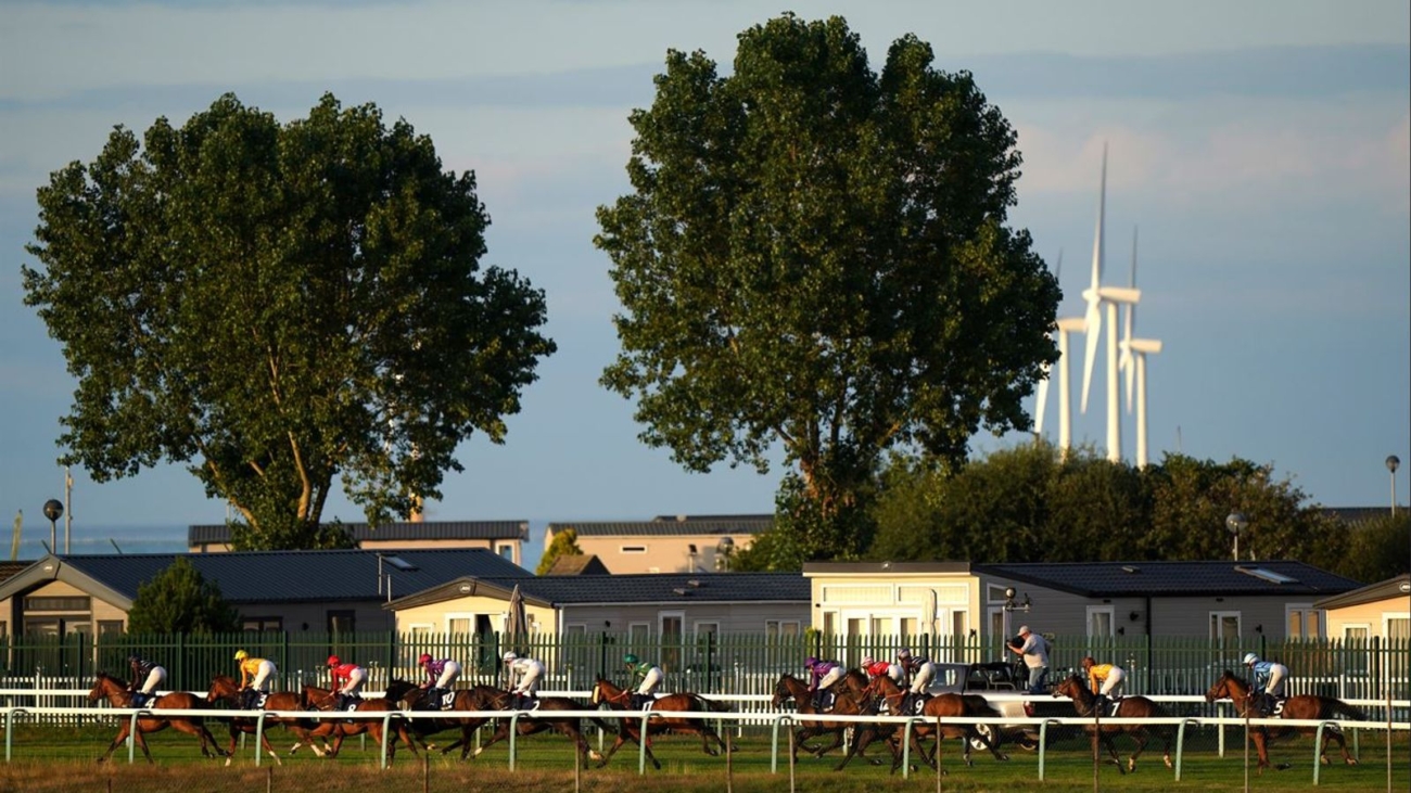 skysports-yarmouth-racing_6566236.jpg