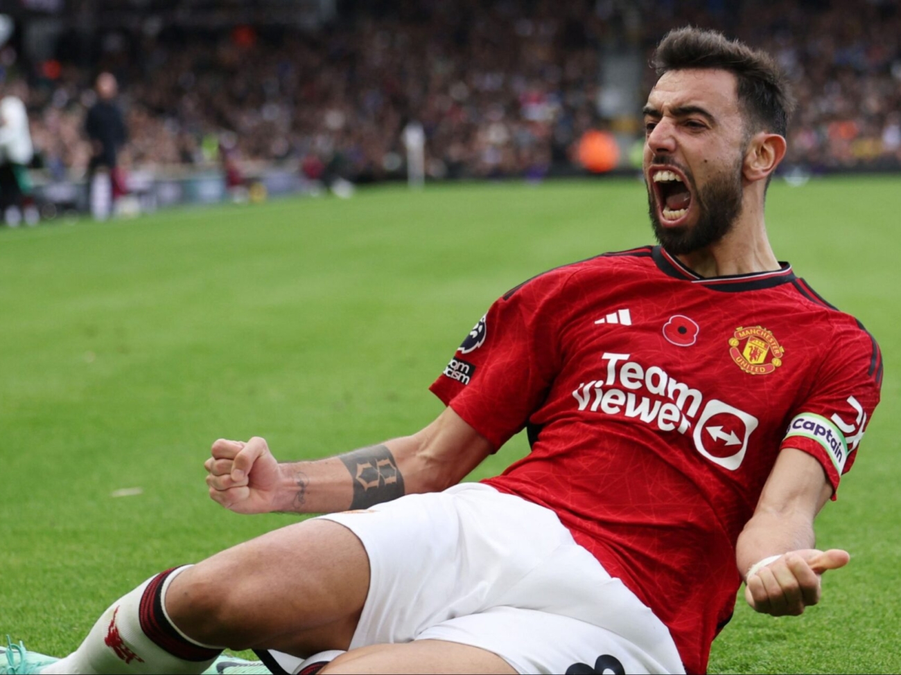 fernandes-man-united-fulham-premier-league-maguire.jpg