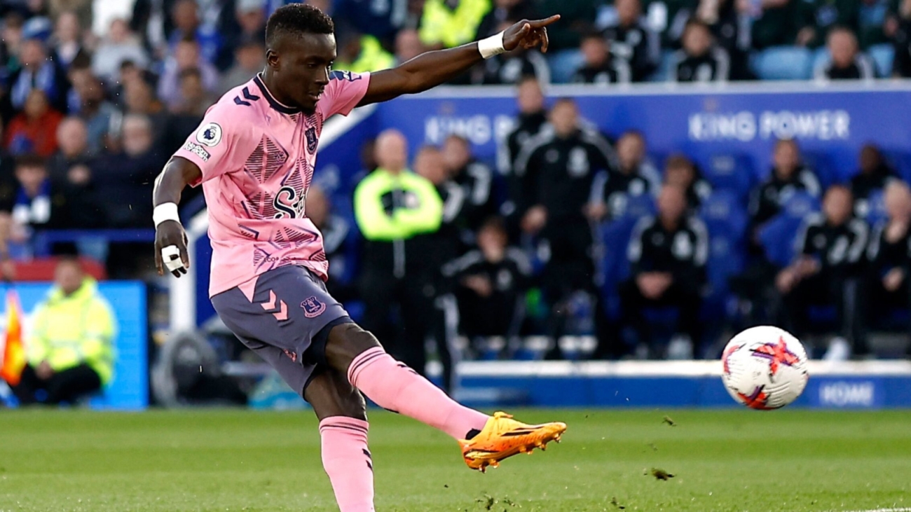 gueye-everton-premier-league-toffees-dyche-transfer-gossip.jpg