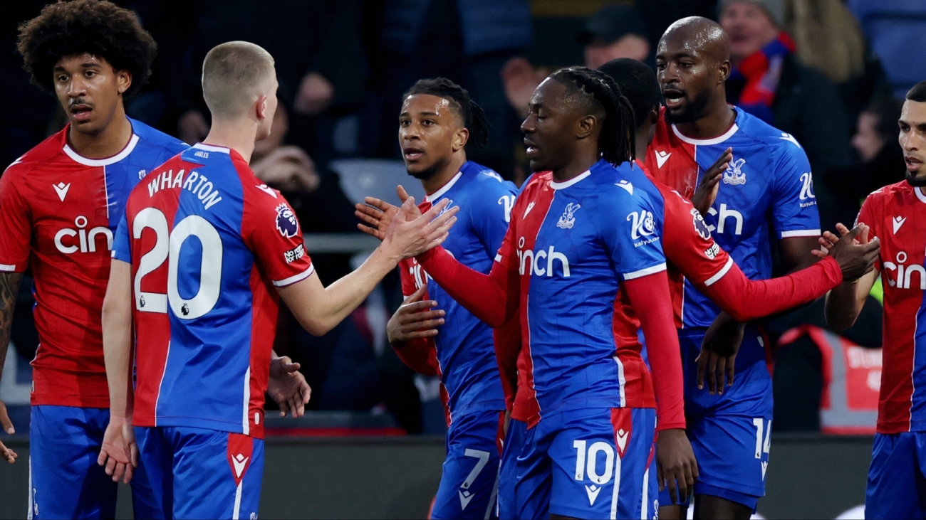 mateta-olise-eze-wharton-crystal-palace.jpg