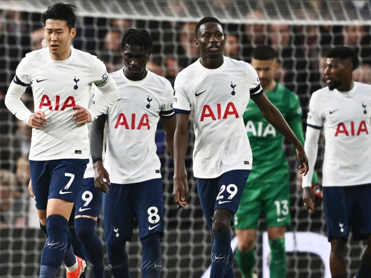 tottenham-players-including-emerson-royal.jpg