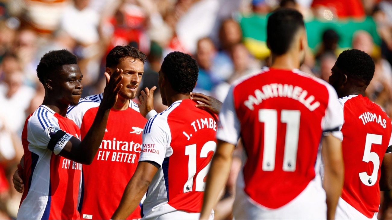 saka-white-timber-partey-arsenal.jpg
