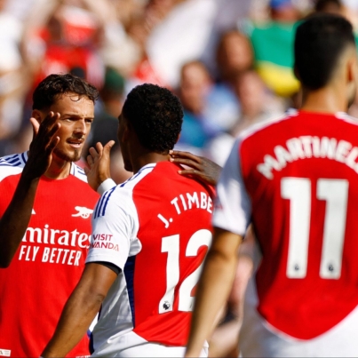 saka-white-timber-partey-arsenal.jpg