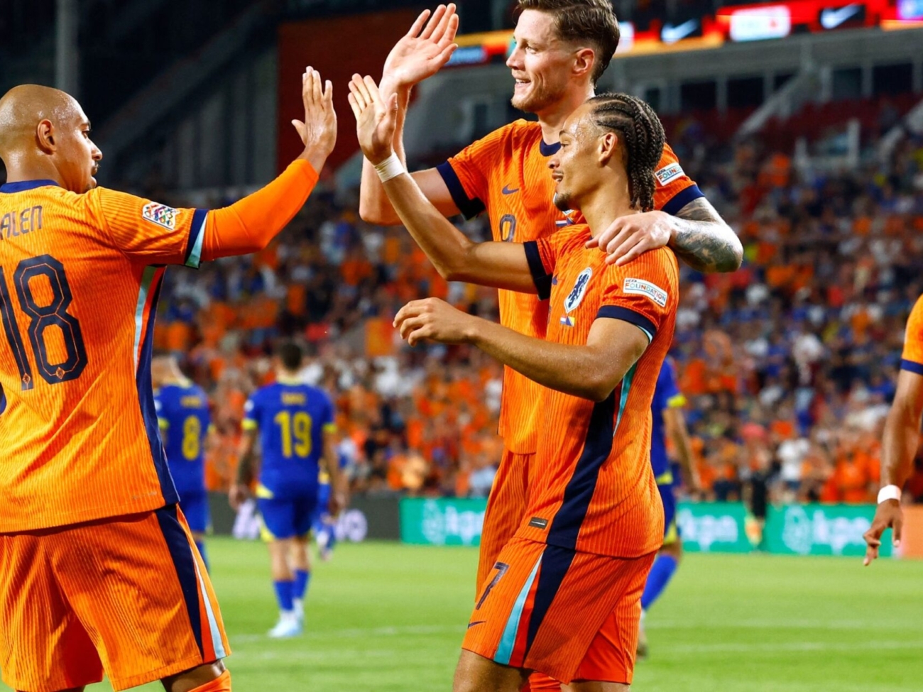 xavi-simons-netherlands-weghorst-malen.jpg