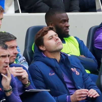 pochettino-ndombele-spurs.jpg