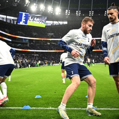 tottenham-hotspur-s-dejan-kulusevski-and-radu-dragusin-during-the-warm-up-before-the-match.JPG