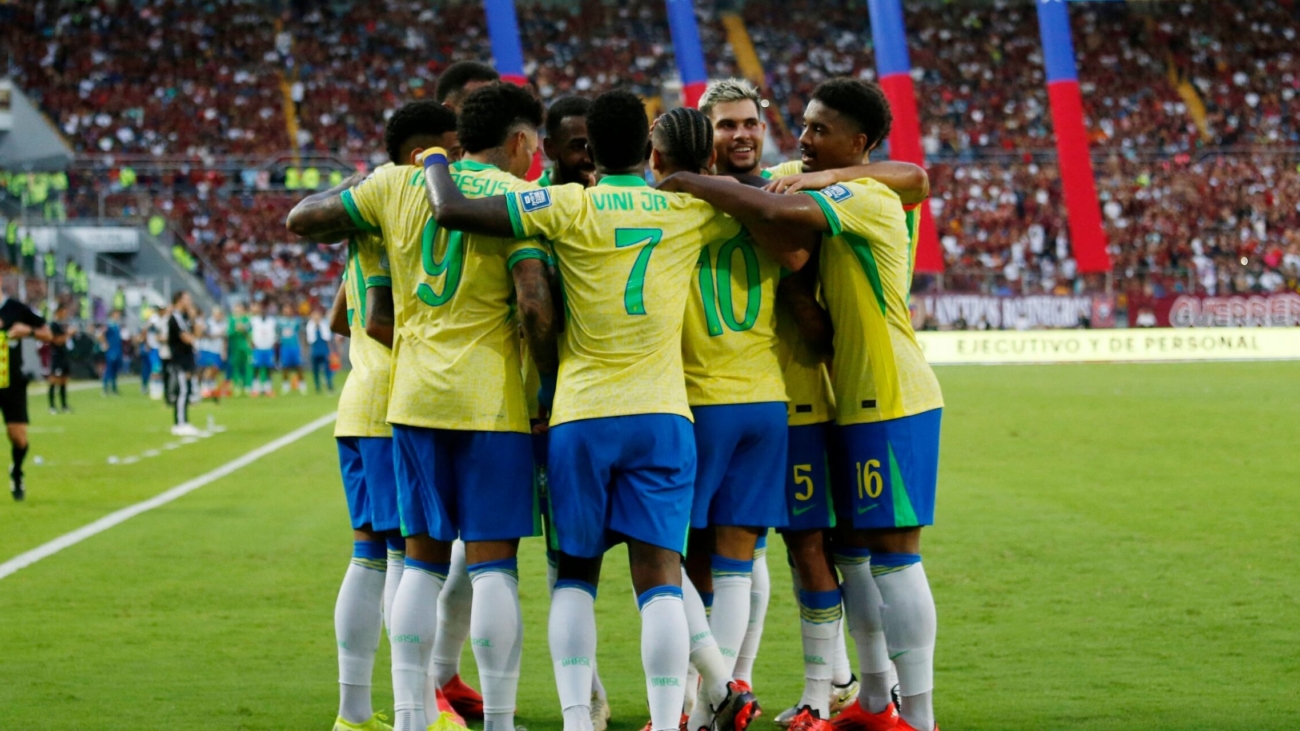 brazil-s-raphinha-celebrates-scoring-their-first-goal-with-teammates.JPG