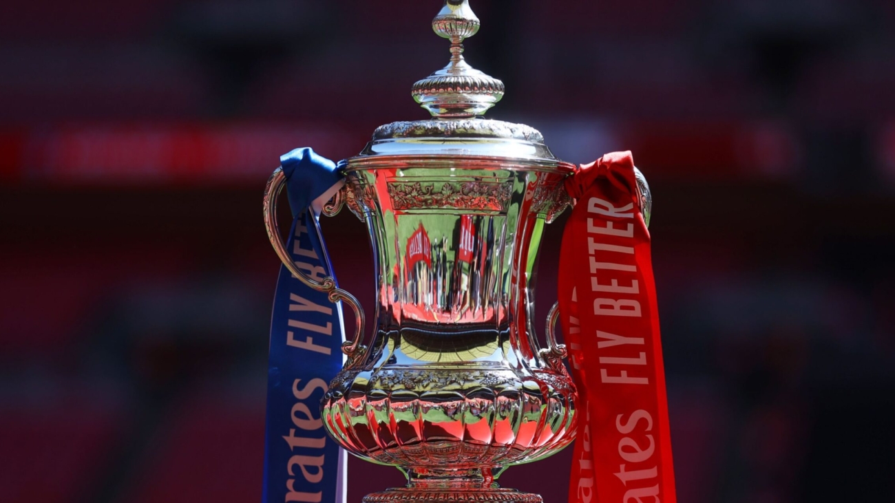 fa-cup-trophy-final.jpg