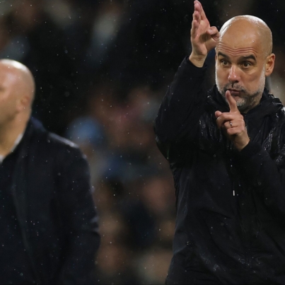 pep-guardiol-and-arne-slot.jpg