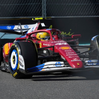 skysports-lewis-hamilton-ferrari_6904216.jpg