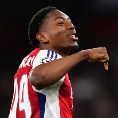 skysports-myles-lewis-skelly_6880486.jpg