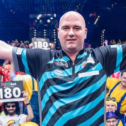 skysports-rob-cross-darts_6961926.jpg