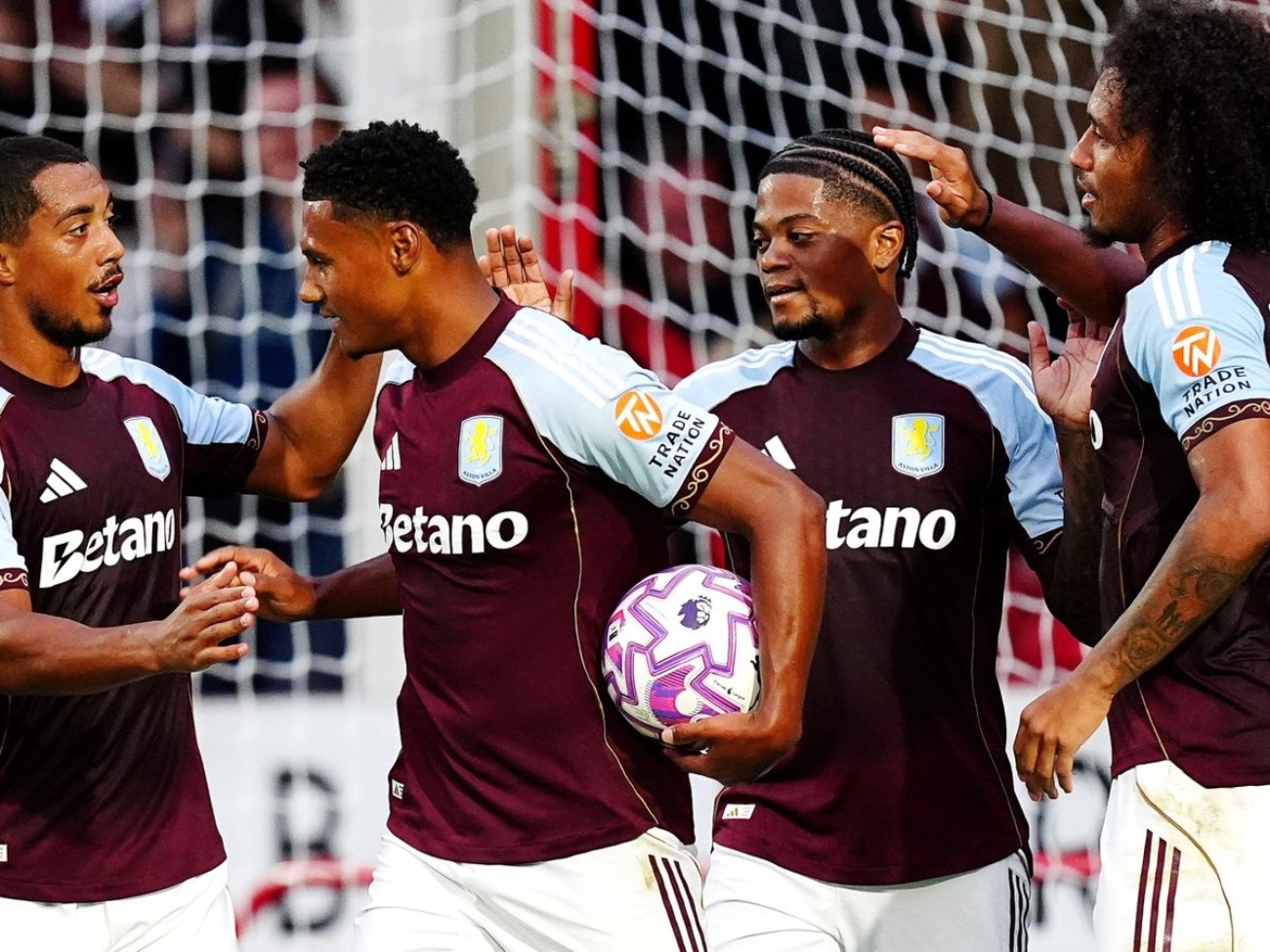 skysports-aston-villa-roma_6984447.jpg