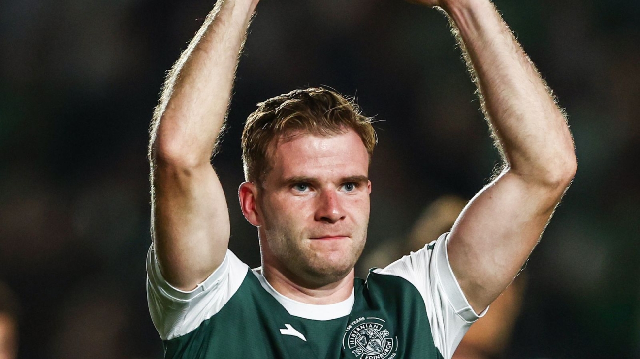 skysports-chris-cadden-hibernian_6991185.jpg