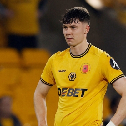 strand-larsen-wolves.jpg